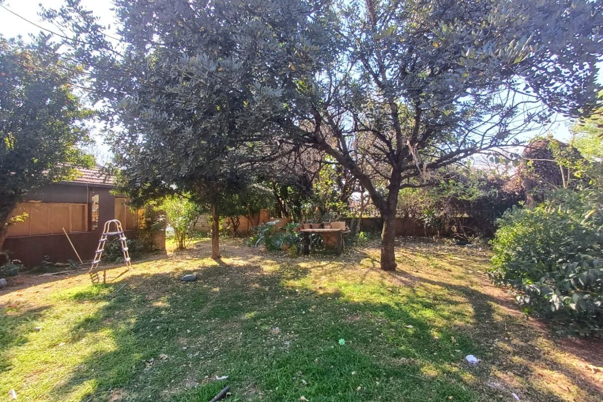 Charming Family Home for Sale in Stilfontein Ext 2 - Photo 2