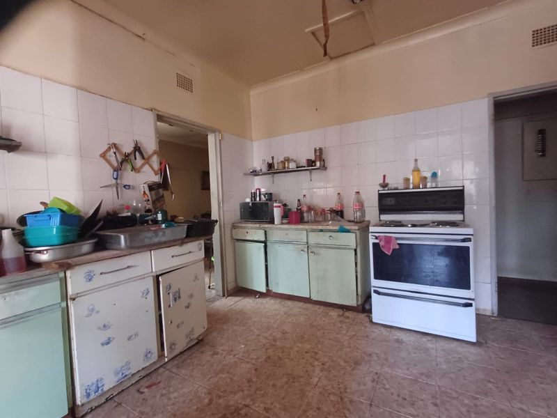 Charming Family Home for Sale in Stilfontein Ext 2 - Photo 7