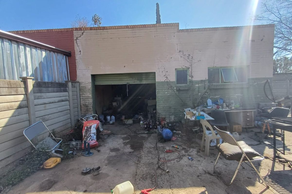 Charming Family Home for Sale in Stilfontein Ext 2 - Photo 5