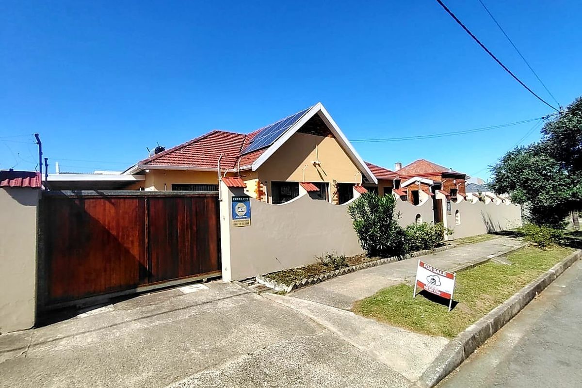 6 BEDROOM HOUSE IN BAYSVILLE  - Photo 2