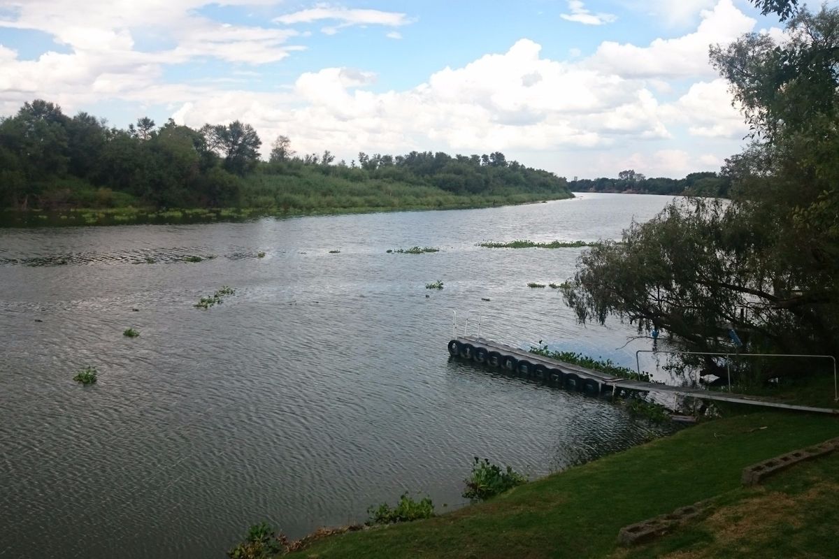 Full Title Boating River Land - Photo 3