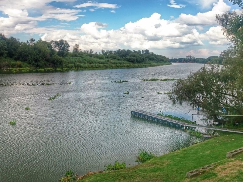 Full Title Boating River Land - Photo 4