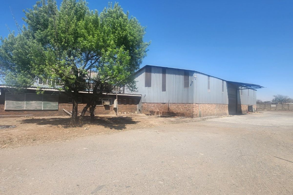 Prime Industrial Property with Offices, Warehouse, and Boardroom! - Photo 4