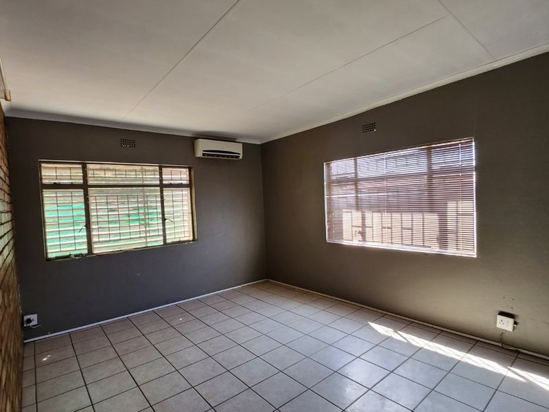 Prime Industrial Property with Offices, Warehouse, and Boardroom! - Photo 7