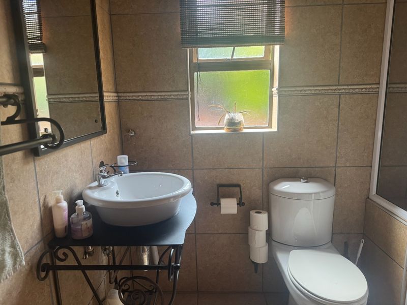 Sought after area - Photo 8