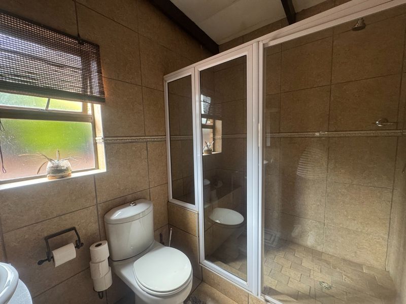 Sought after area - Photo 7