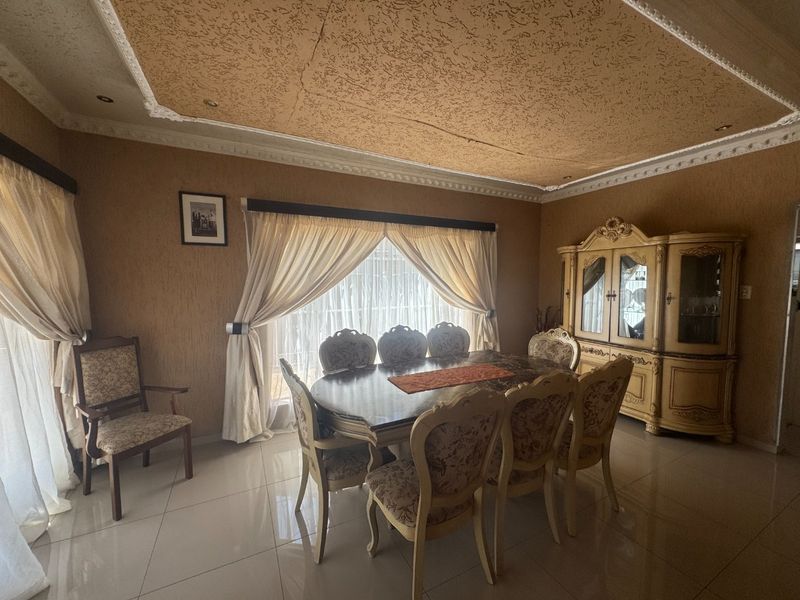 Situated in popular area - Photo 7