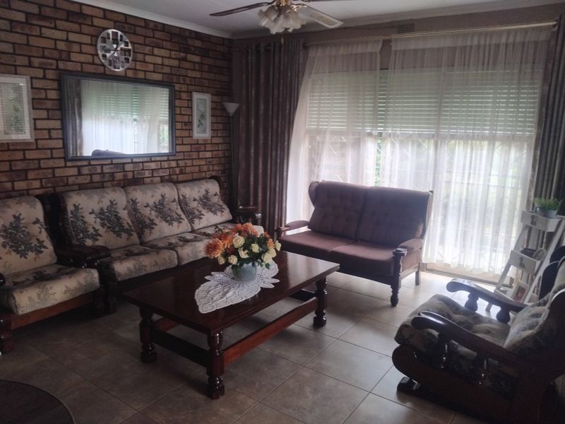 Charming 4 bedroom family home for sale in Alabama - Photo 5