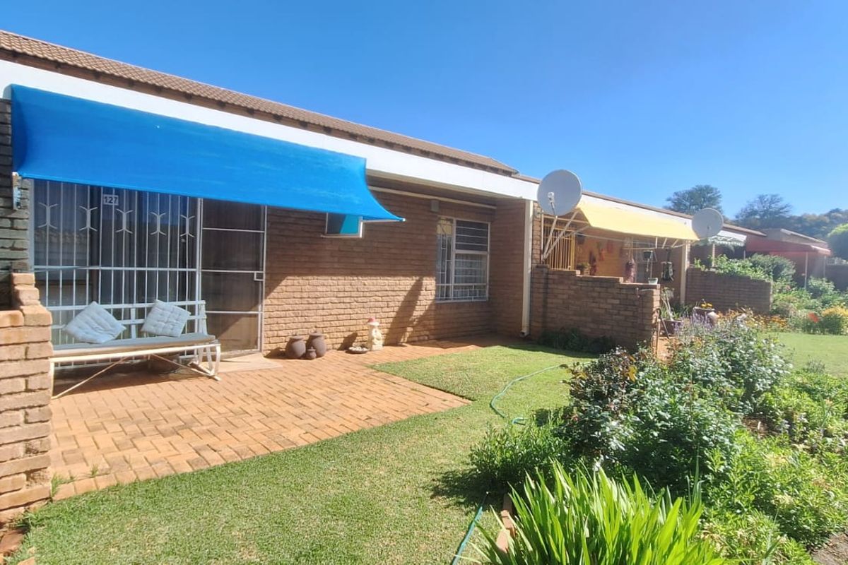 1 Bedroom apartment for sale in Retirement Village  - Photo 2