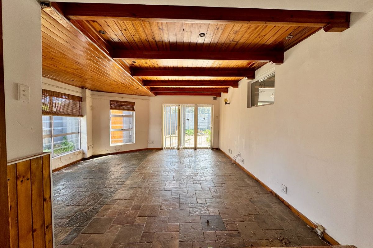 Welcoming All Offers - Renovators Dream - Photo 5