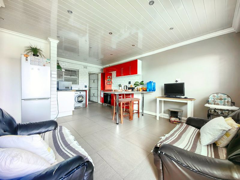 Investors Dream! Perfect Location! - Photo 6