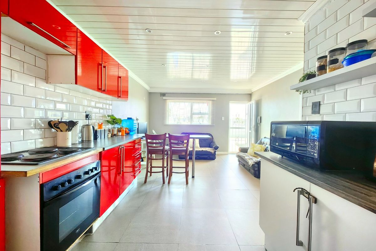 Investors Dream! Perfect Location! - Photo 5