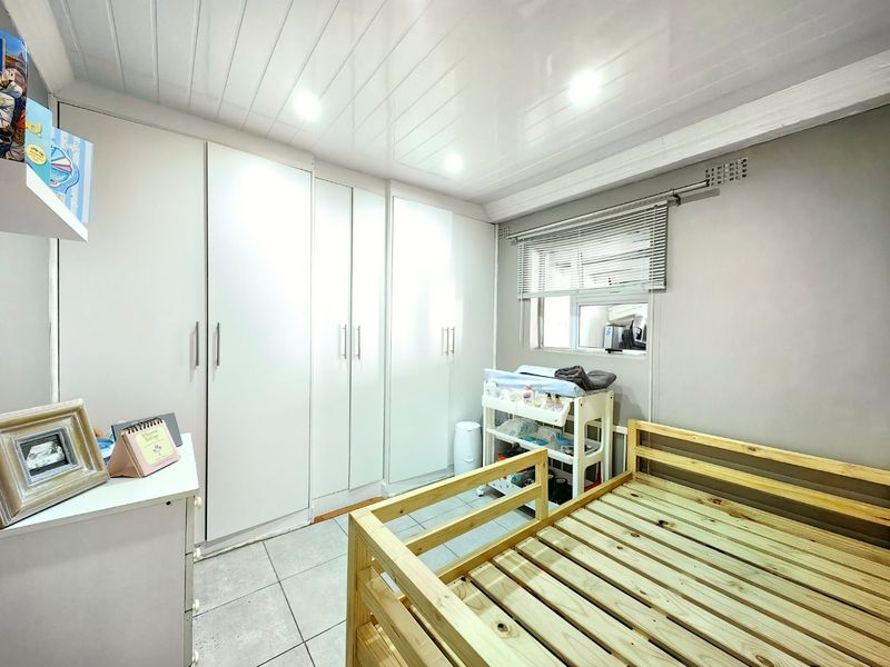 Investors Dream! Perfect Location! - Photo 9