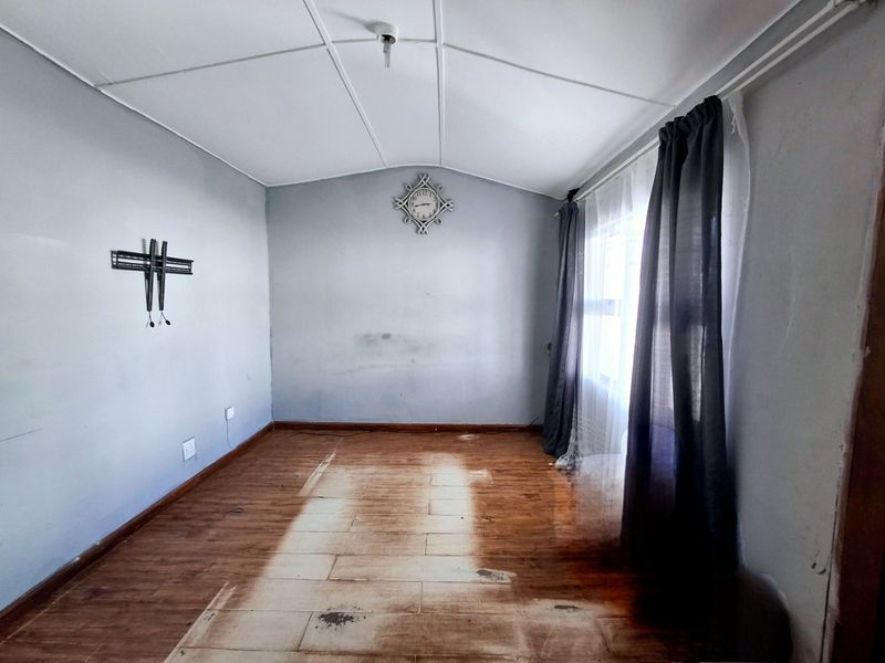 3 Bedroom House For Sale in Nu 8 - Photo 8