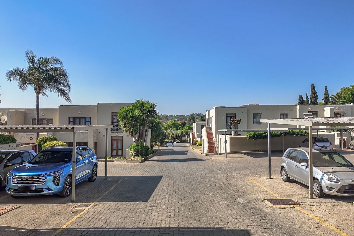 1 Bed, 1 Bath Garden Unit – Priced to Go! - Photo 2