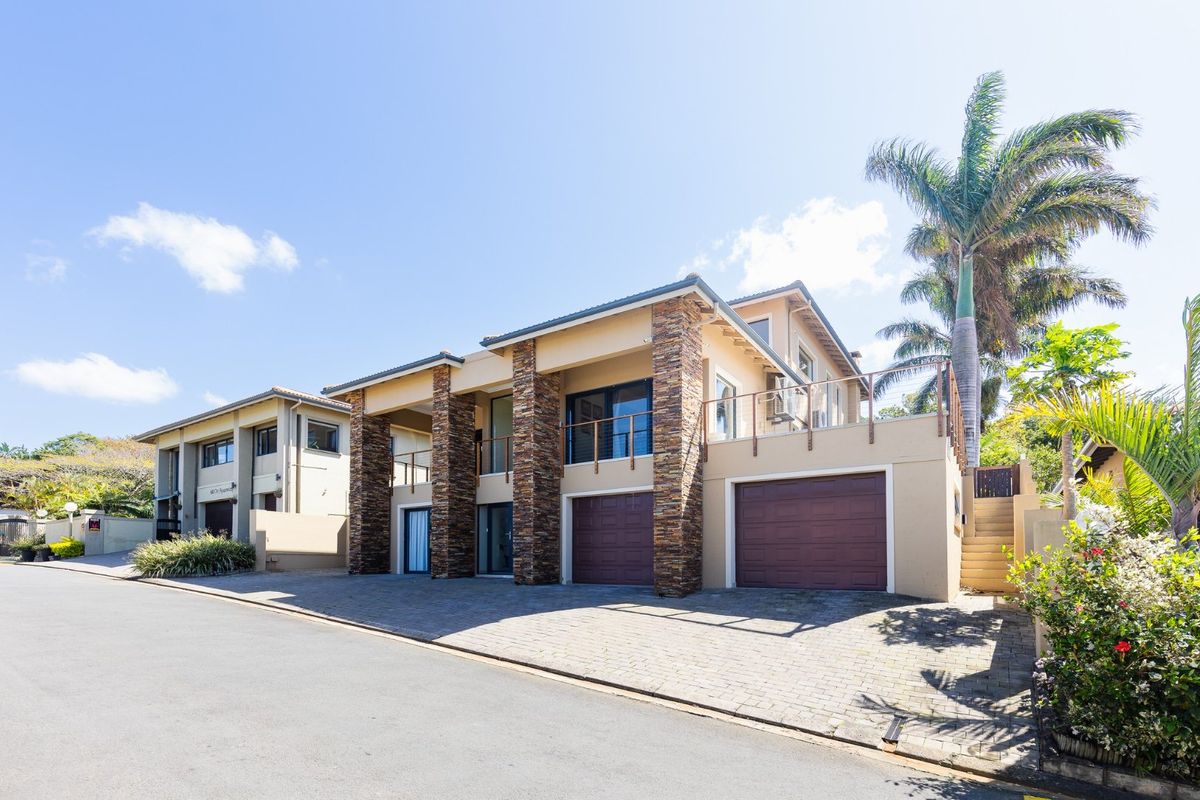 Lovely Modern Family House at the Farm Estate, Shelly Beach with Sea Views - Selling Fully Furnished !! - Photo 2