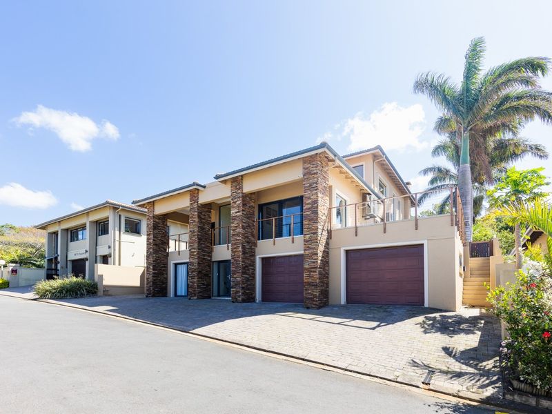 Lovely Modern Family House at the Farm Estate, Shelly Beach with Sea Views - Selling Fully Furnished !! - Photo 2