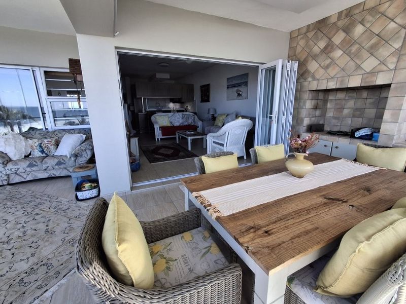 Contemporary Coastal Sanctuary with Direct Beach Access And Breathtaking Ocean Vistas. One Of Ramsgate’s Finest Addresses!!!! - Photo 10