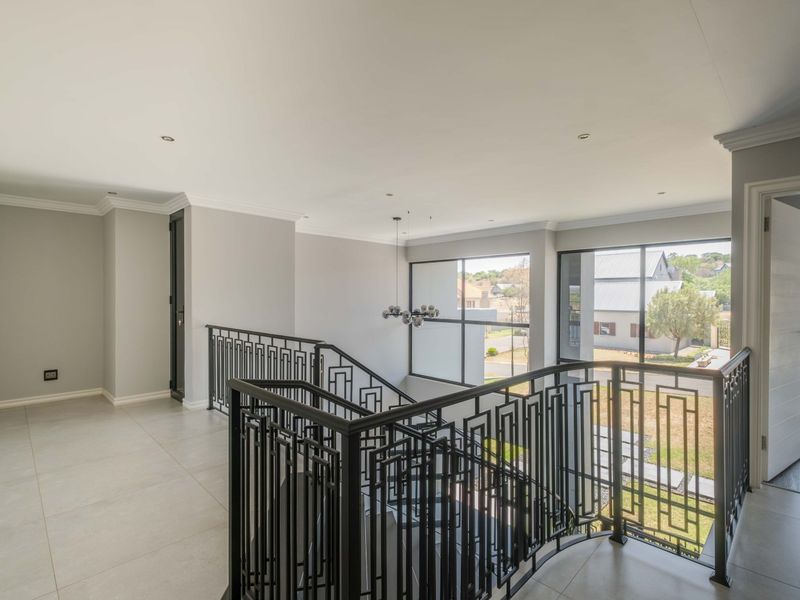 4 Bed House in Waterlake Farm Lifestyle Estate for Sale - Photo 10