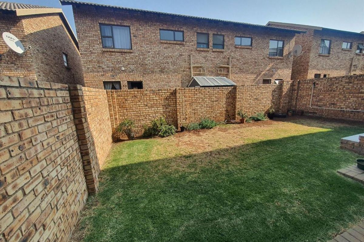 Home Layout and Features Overview - Photo 3