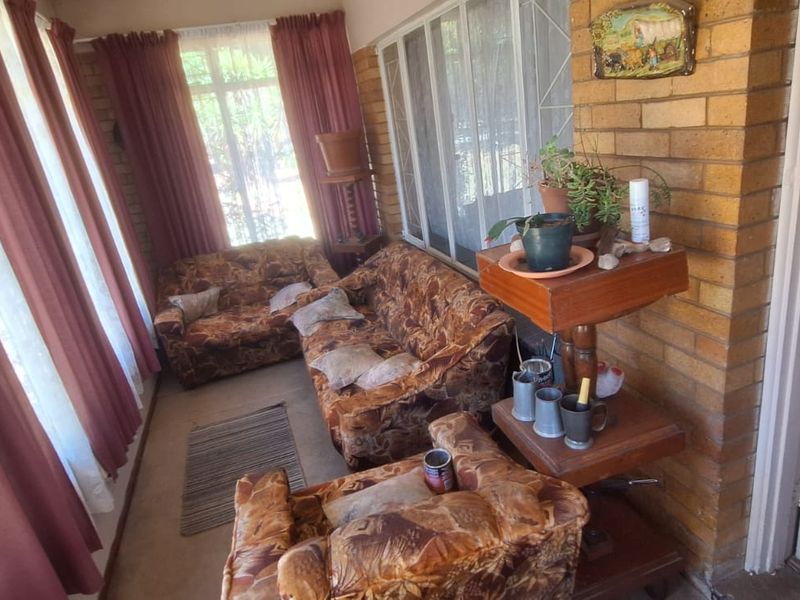 3 Bedroom House for sale in Stilfontein  - Photo 6