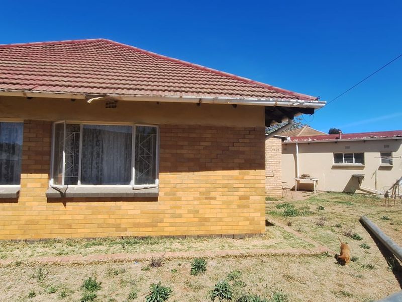 3 Bedroom House for sale in Stilfontein  - Photo 3