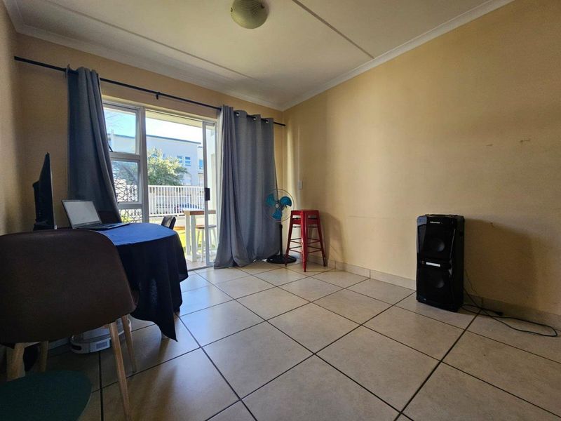 Pet friendly ground floor apartment for sale - Photo 5