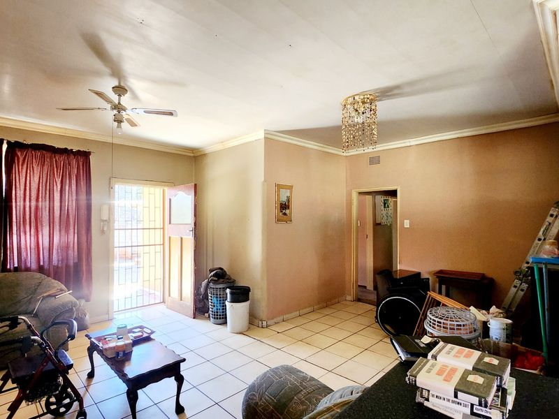 This affordalbe 3-bedroom home offers character, comfort, and a secure garden for family living. - Photo 9