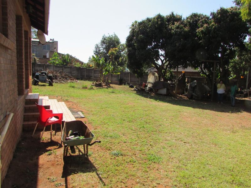 Spacious Family Home  - Photo 6