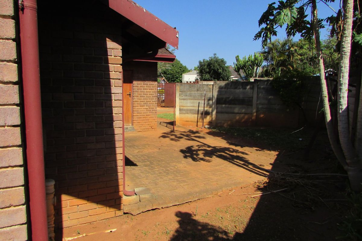 Spacious Family Home  - Photo 5