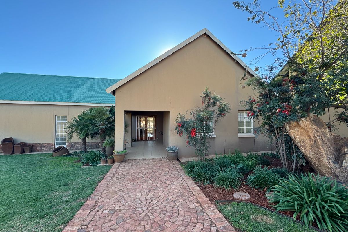 Farm for Sale North West Klerksdorp District - Photo 2