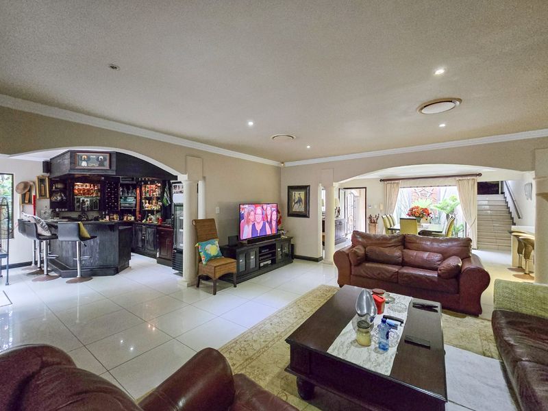 Stunning Home In A Secure Southbroom Complex - Photo 6