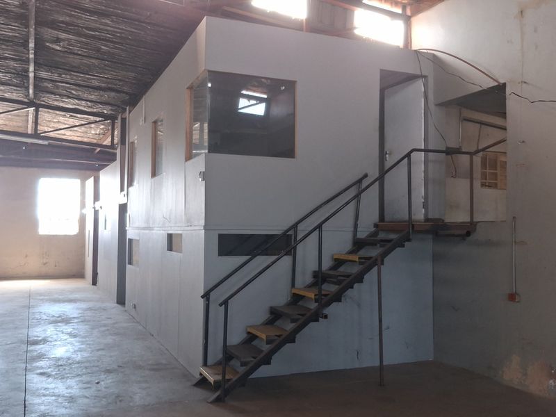 Prime Warehouse / Manufacturing / Light Industrial Space for Lease in Bronkhorstspruit Central - Photo 6