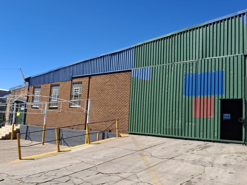 Prime Warehouse / Manufacturing / Light Industrial Space for Lease in Bronkhorstspruit Central - Photo 2