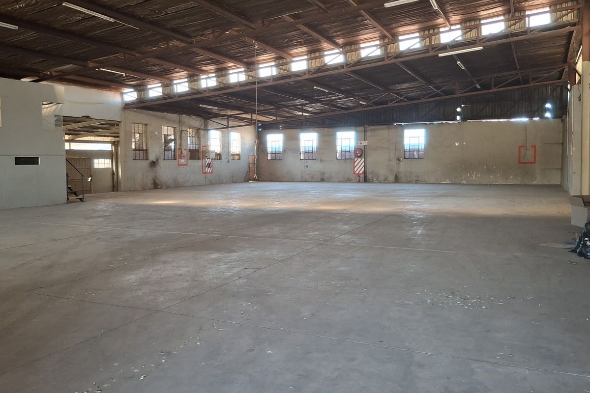 Prime Warehouse / Manufacturing / Light Industrial Space for Lease in Bronkhorstspruit Central - Photo 4