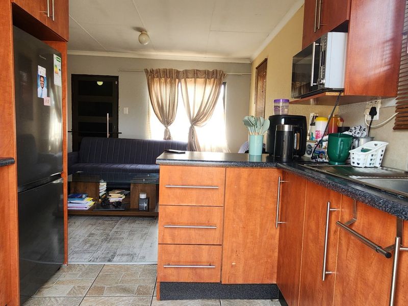 Spacious 2Bedroom House for Sale in Sky City - Photo 8