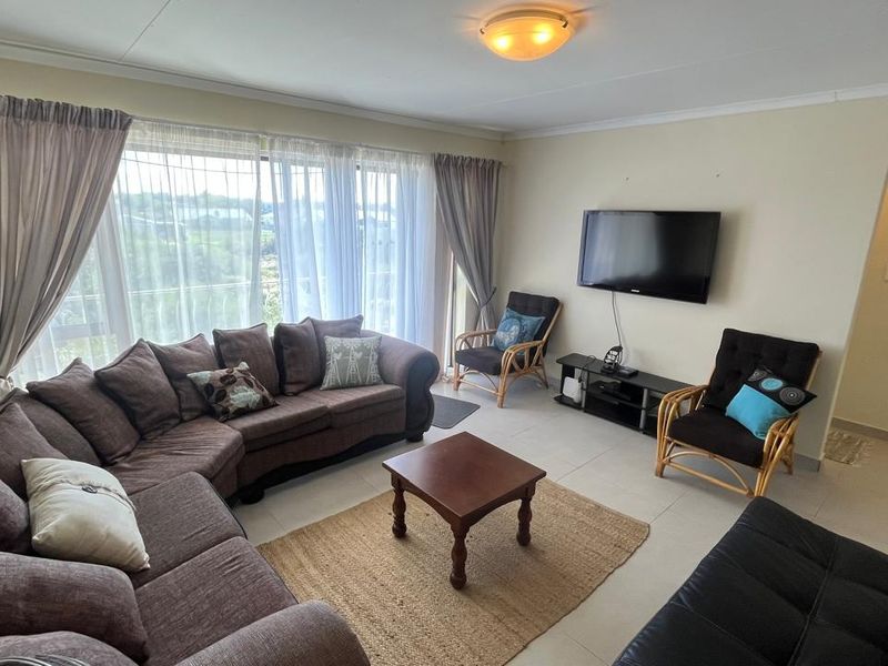 Stylish 2 Bedroom Apartment for Sale in Aston Bay Just 550m from the Beach - Photo 9