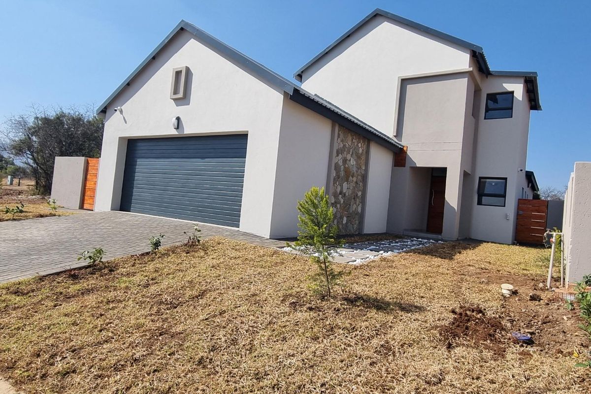 BRAND NEW MODERN FOUR Bedroom House for Sale in La Camargue Private Country Estate.  STILL TO BE BUILD - Photo 4