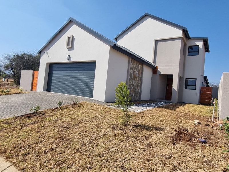 BRAND NEW MODERN FOUR Bedroom House for Sale in La Camargue Private Country Estate.  STILL TO BE BUILD - Photo 4