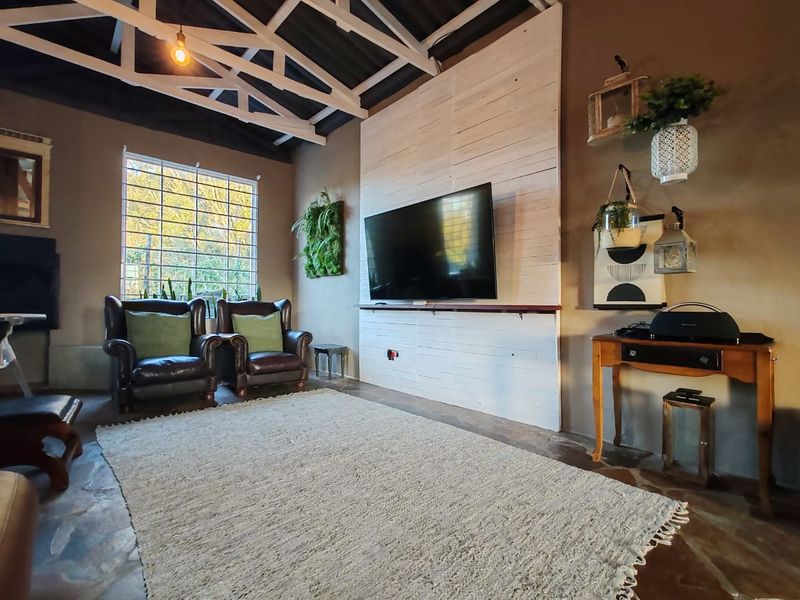 Spectacular Farm with Wildlife Lake and Scenic Views - Photo 3