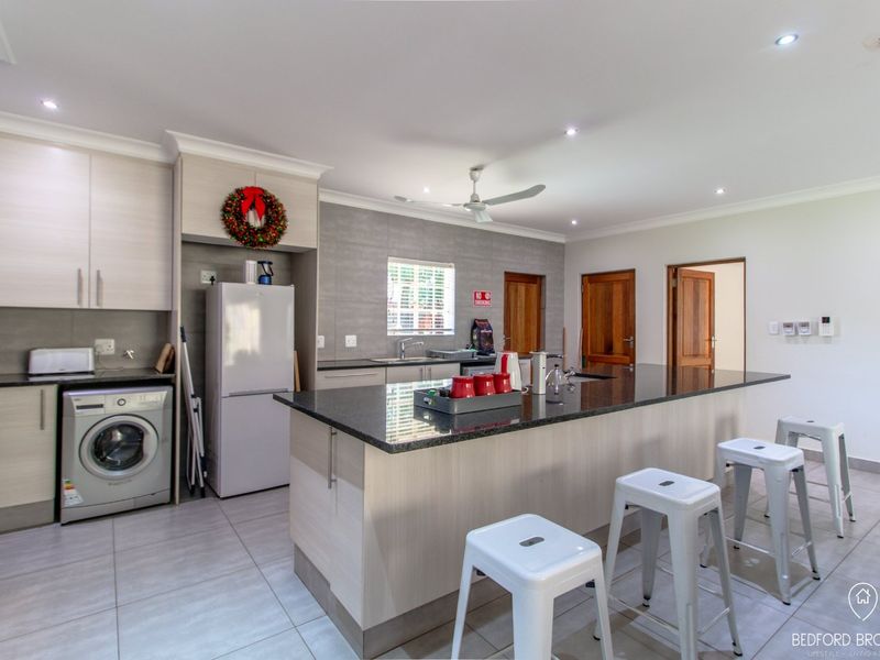 Modern Guest Cottages: A Profitable Farm Retreat with Stunning Views - Photo 9