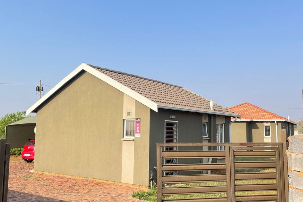 Stunning 2 bedroom house for sale with 1 bathroom.  - Photo 3