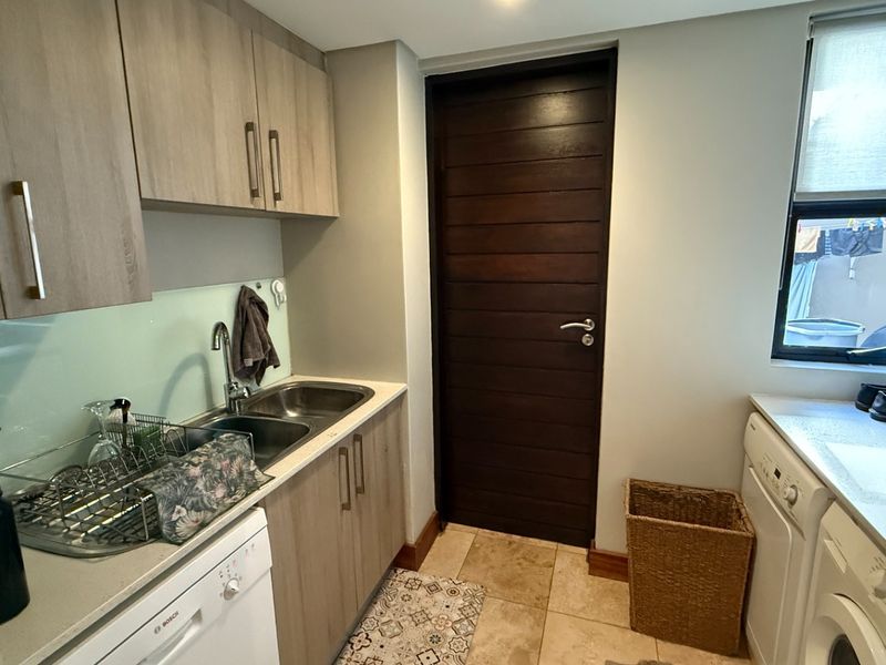 3 Bedroom House For Sale In Lombardy Estate - Photo 4