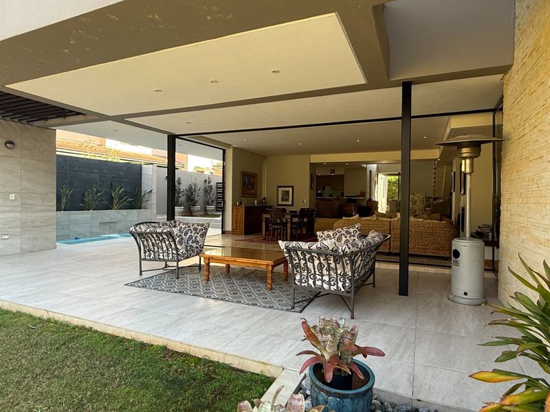 3 Bedroom House For Sale In Lombardy Estate - Photo 2