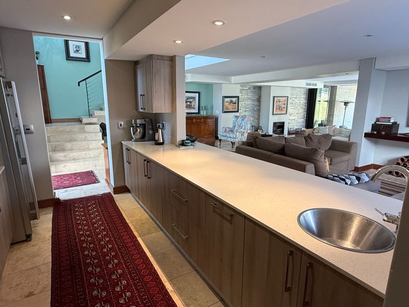 3 Bedroom House For Sale In Lombardy Estate - Photo 5