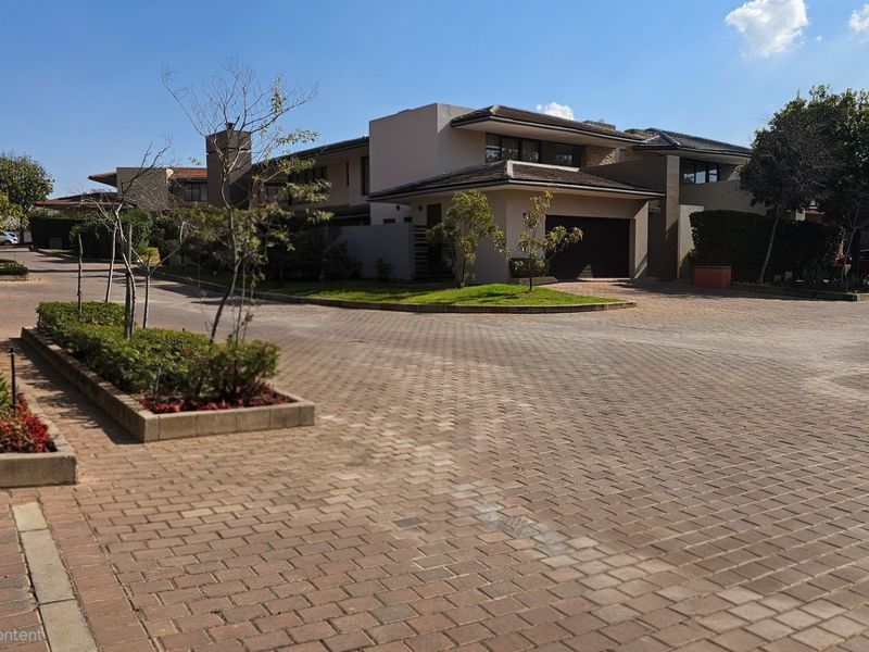 3 Bedroom House For Sale In Lombardy Estate - Photo 8