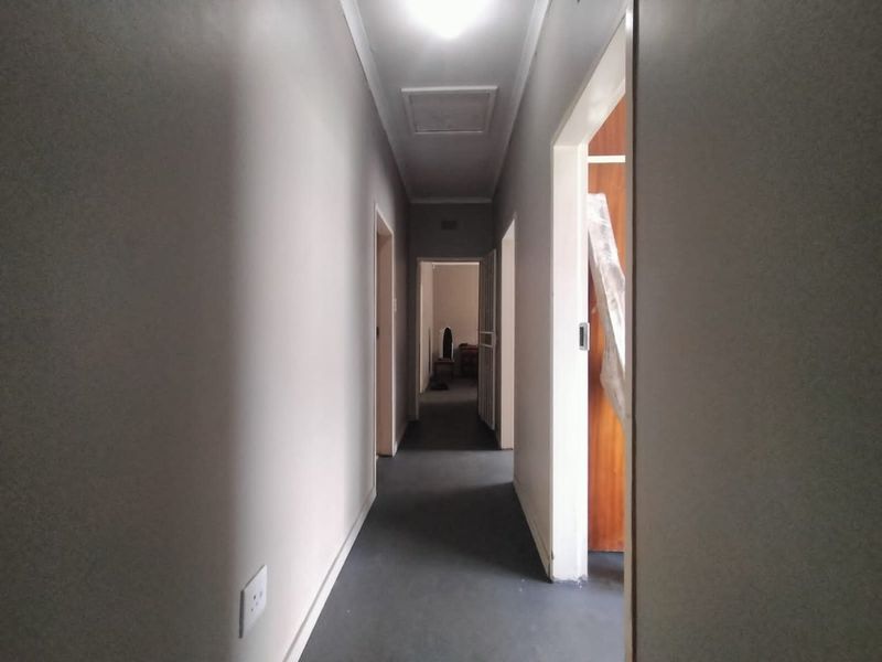 Charming 3-Bedroom Home in Stilfontein - Photo 7