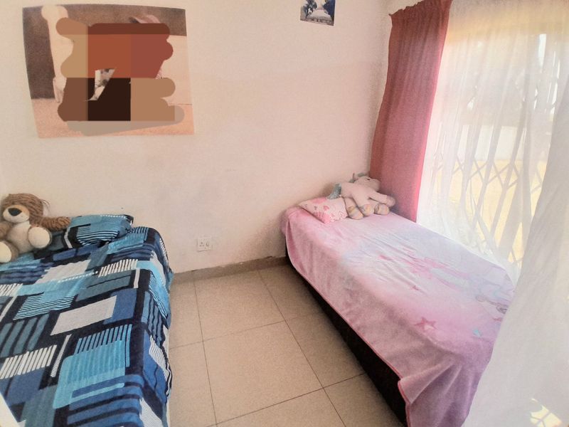 4 Bedroom Freehold property available for sale in Noordwyk - Photo 10