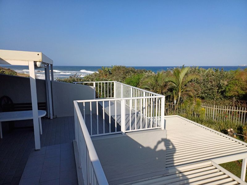 4 Bedroom pet friendly home with a gate to the beach - Photo 2