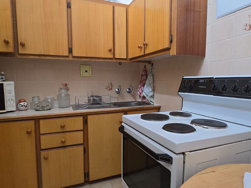 COMFORTABLE RETIREMENT LIVING - Photo 4